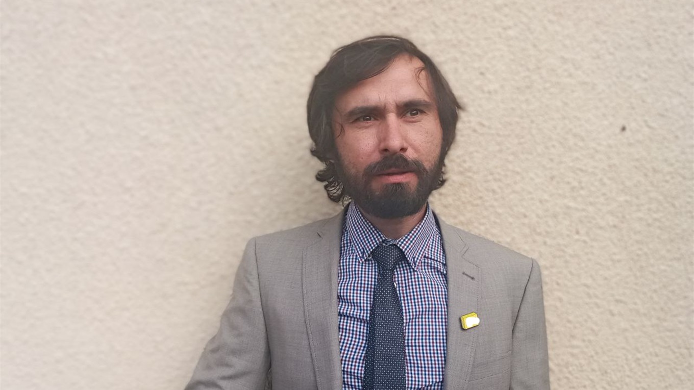 «Кожні п’ять років вилазять такі Звіздюки». Євген Левченко знімає відео про політичну агітацію