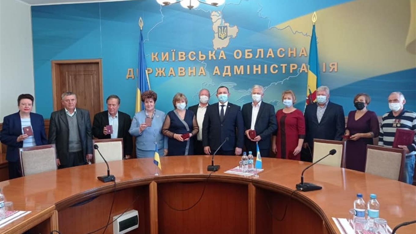 Лариса Калмикова і Олександр Дорофєєв отримали державні нагороди як кращі фахівці Київщини
