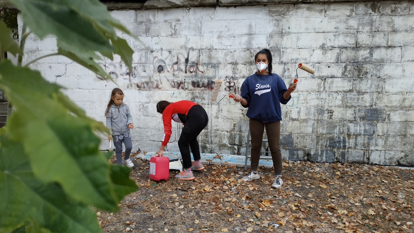 Про малюнки на стінах Волновахи (Street Art):  Хто малює та звідки ідеї