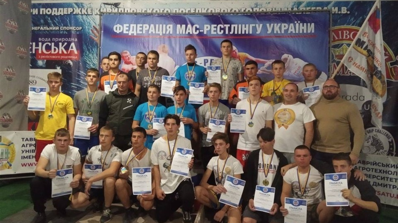 Мас-рестлінг — в маси. З Всеукраїнського чемпіонату нижньоторгаївські юніори привезли 12 нагород