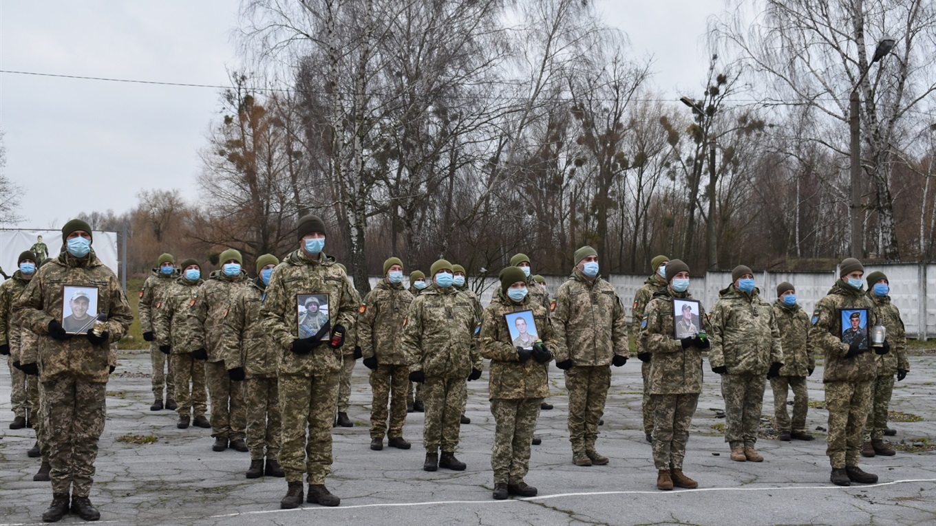Воїни 30-ї окремої механізованої бригади повернулися додому: фоторепортаж