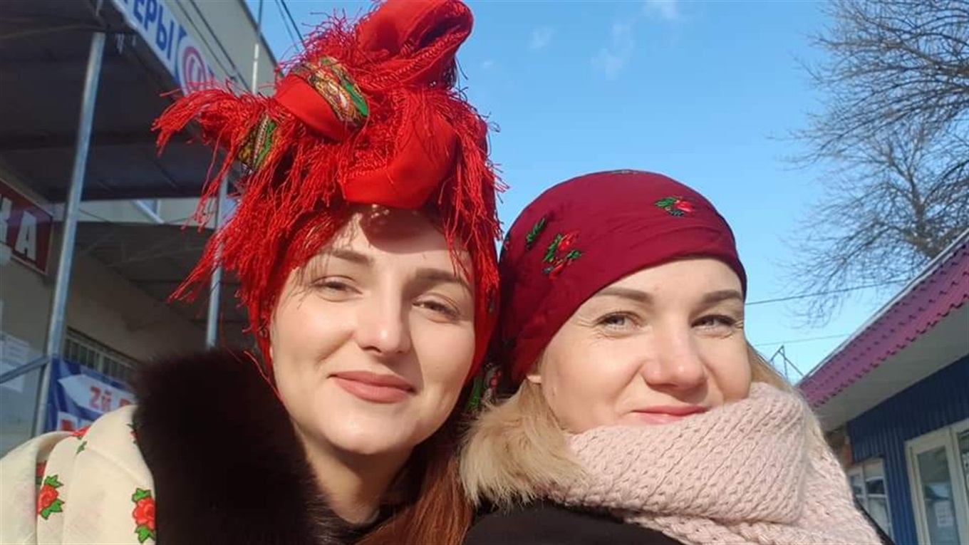  #зроби фото з хусткою: ми зібрали кращі світлини балтських красунь  у соцмережах