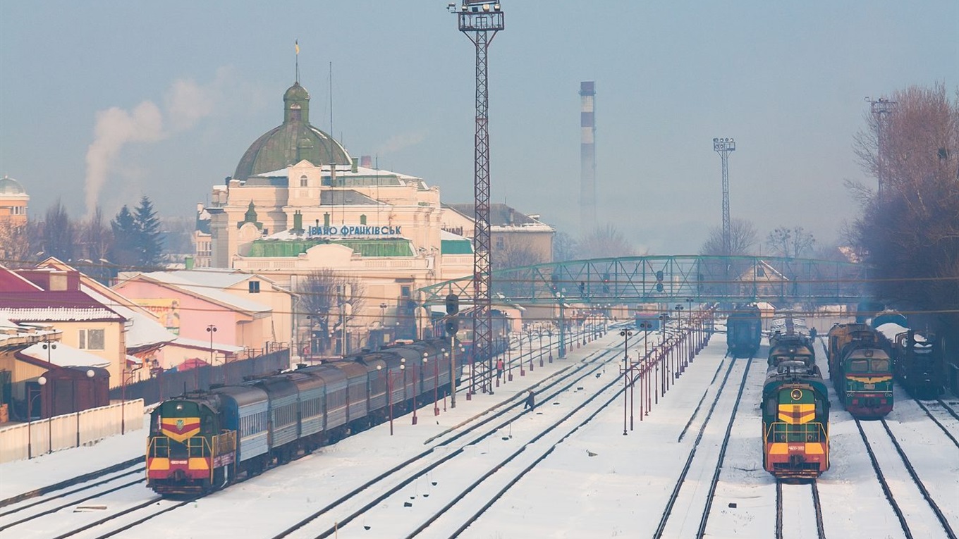 На новорічні свята Укрзалізниця призначила додаткові поїзди