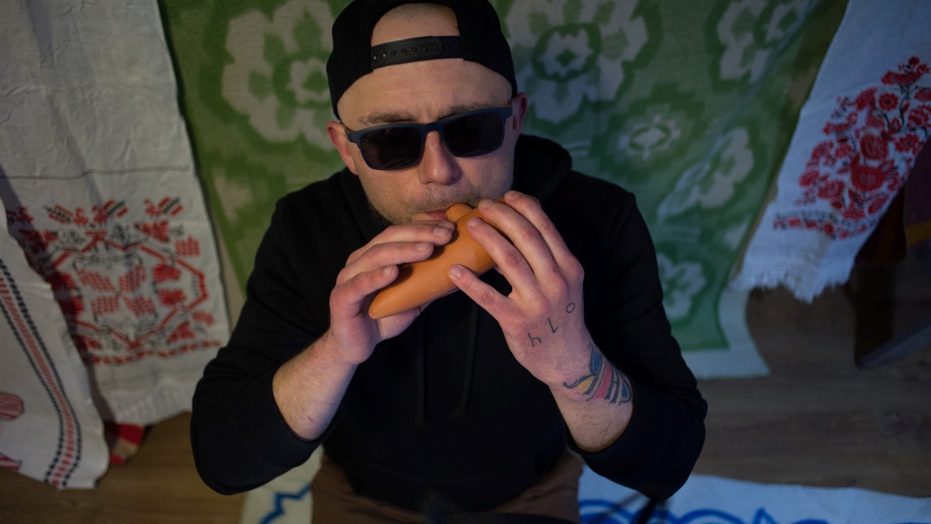 «Кінчається Родіна градами». Знайомимо з резидентом Платформи «ТЮ» Іваном Семесюком
