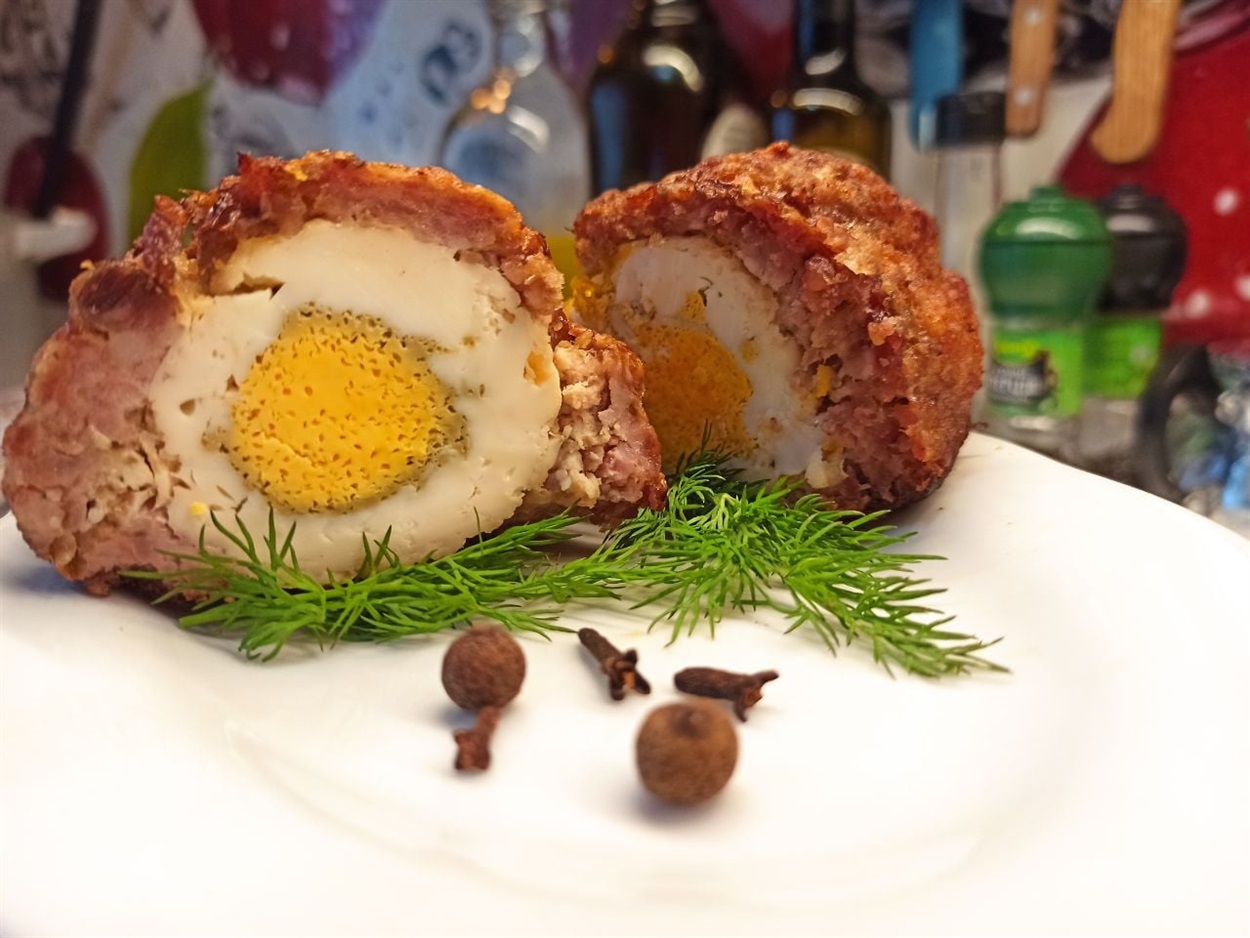 Мясной рулет
