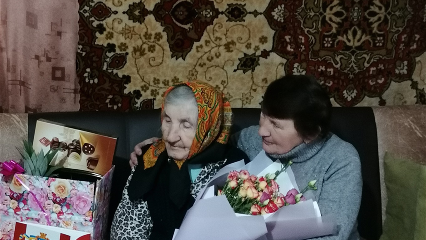 Міський голова Андрій Найда привітав Анну Пукіш зі 100-річчям від дня народження