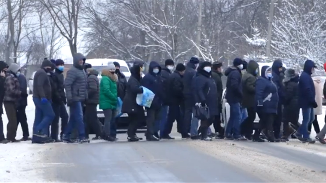 Тарифні протести: у Голині знову перекрили дорогу