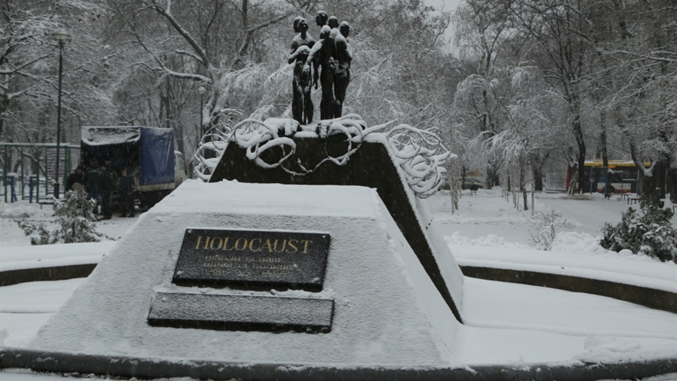Одна з трагедій 1945 року : Южненці відмічають День пам'ті жертвам Холокосту