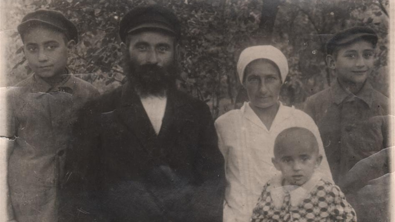 Втікаючи із Гадяча: як я врятувалася від розстрілів нацистів. Спогоди колишньої гадячанки