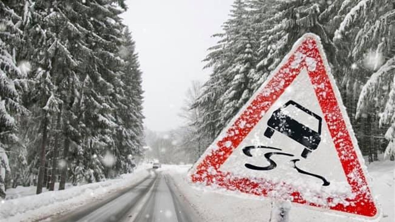 Водіїв просять уриматися від поїздок, особливо гірськими районами Буковини