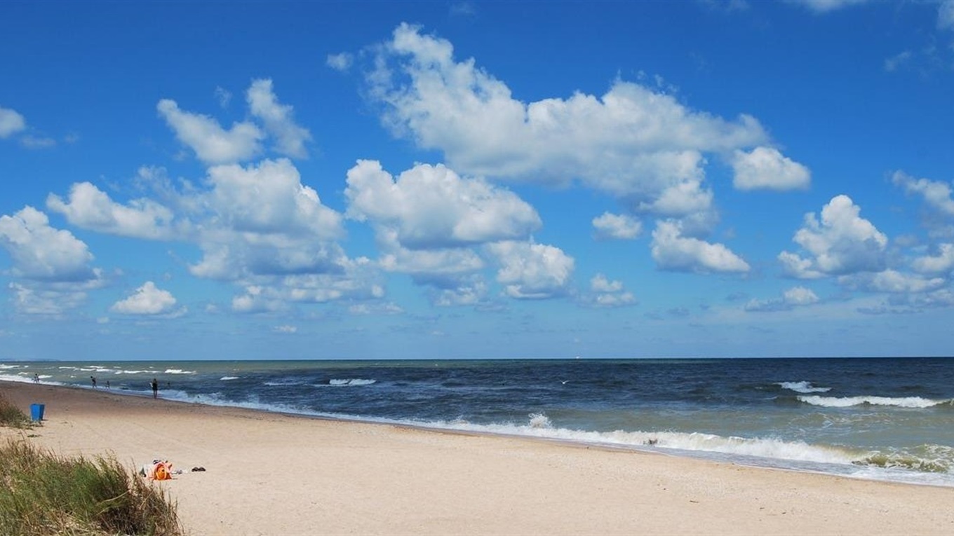 Погода в Ялте (Донецкая): климат, температура воздуха и воды в море