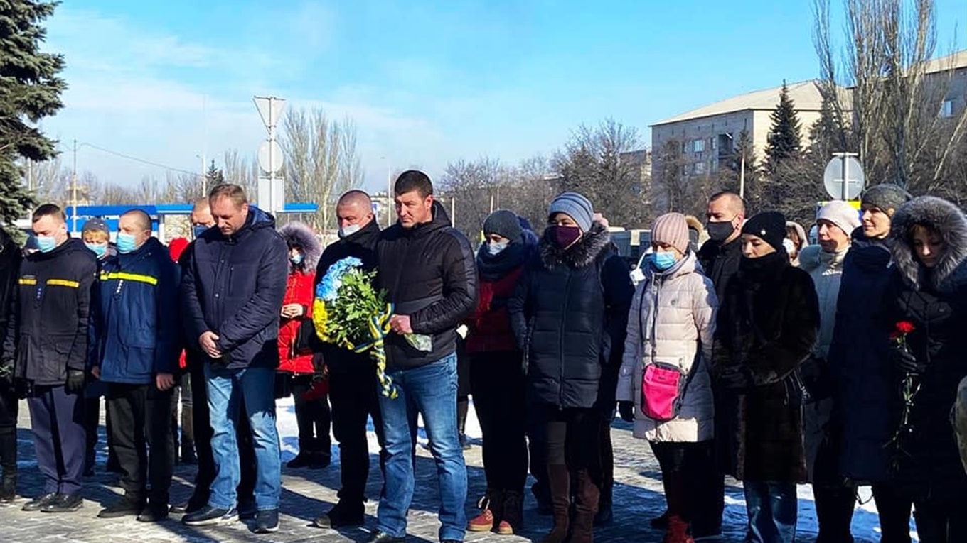 У Добропіллі вшанували пам'ять Героїв Небесної Сотні