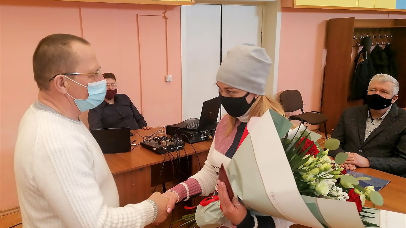 Новини громади за 8-14 березня: про матір-героїню, зустріч з футболістом, перемогу у конкурсі