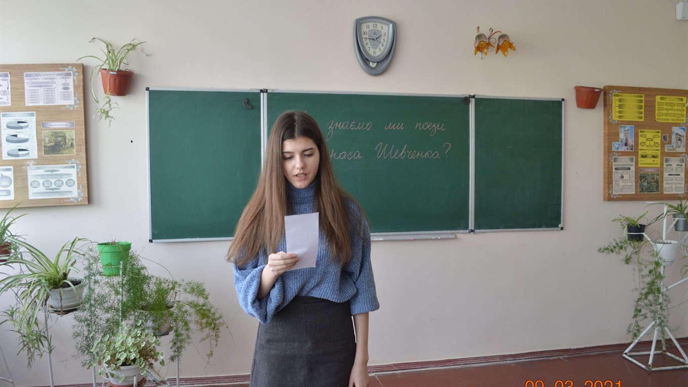 Учнів 4 та 9 класів звільнили від цьогорічних іспитів
