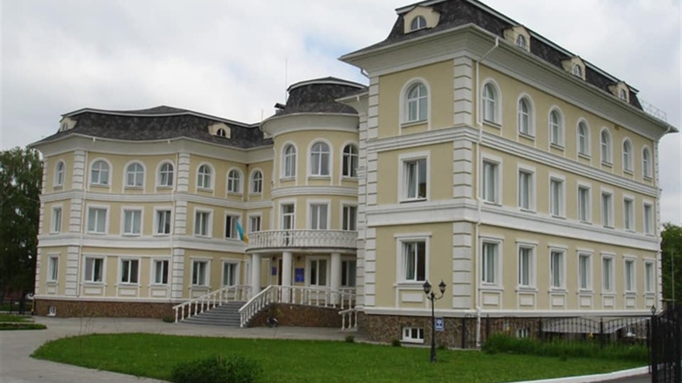 У Переяславі «Лікарська династія» орендувала будівлі статистики та податкової