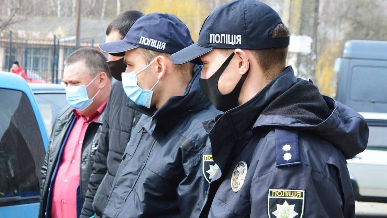 Поліція перевірила, як дотримуються протиепідемічних обмежень підприємці Корюківки