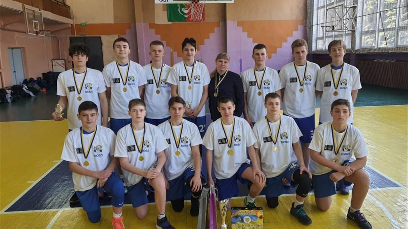 Фото дня: юні лозівські баскетболісти – чемпіони України