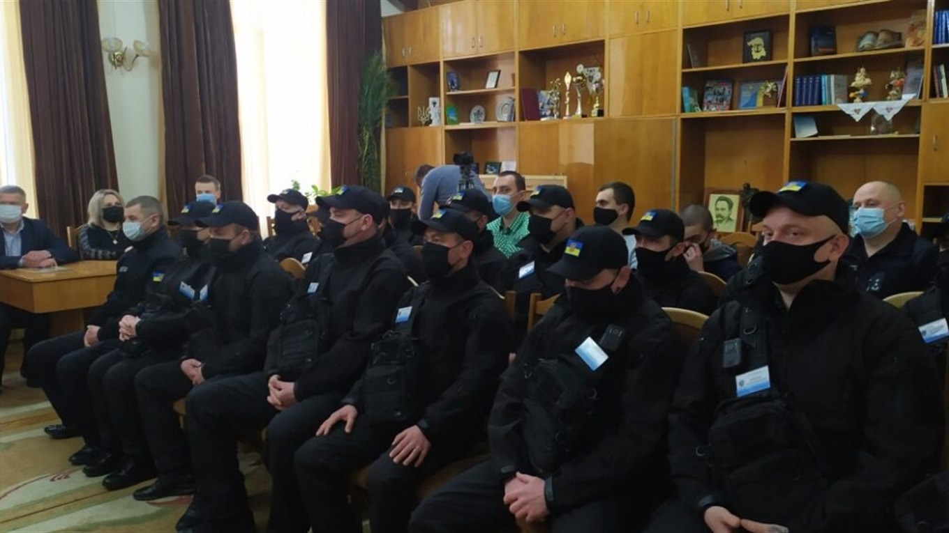 На вулиці Калуської громади вийшли муніципальні інспектори