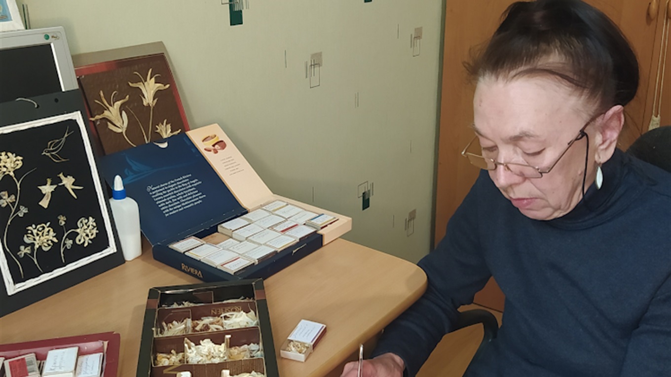 Сотні риб'ячих кісток чернігівка Маргарита Гордієнко перетворює у витвори мистецтва