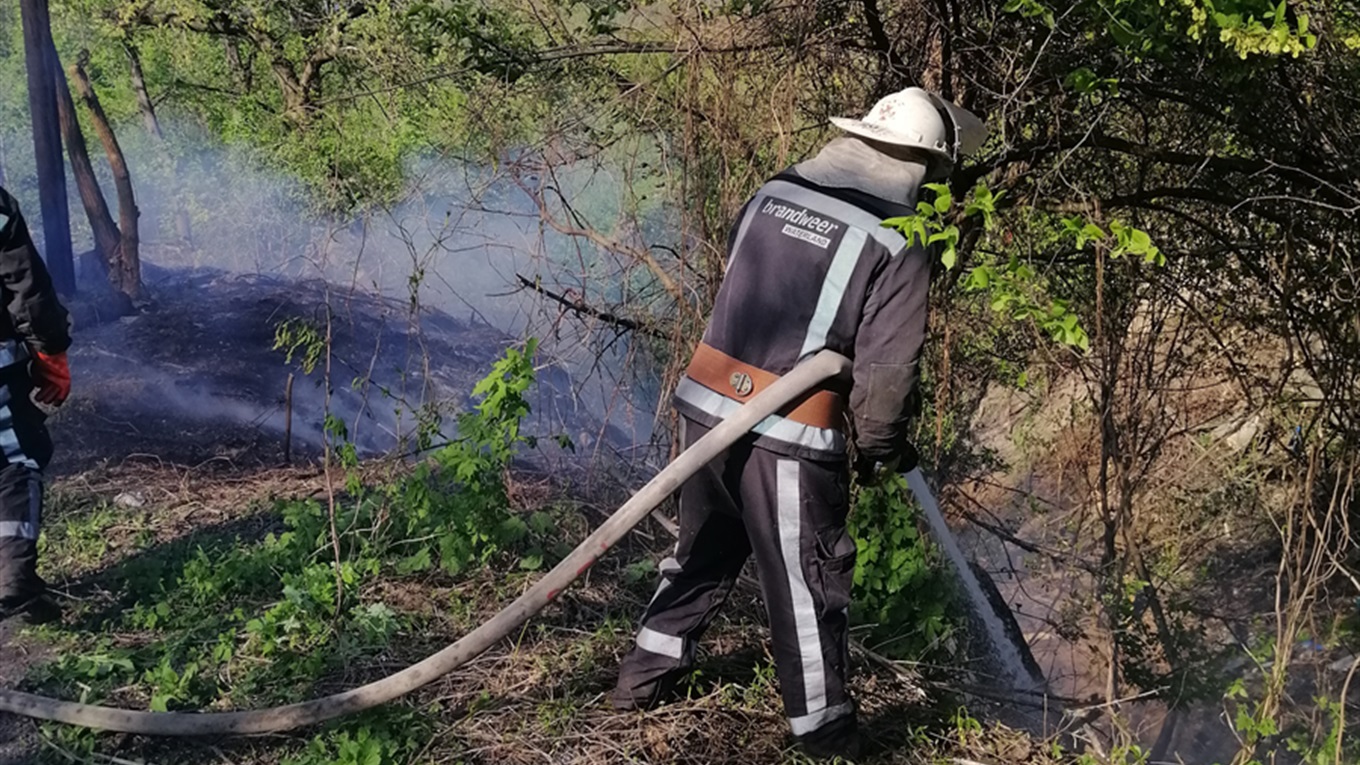 У Ржищеві сталася пожежа: горіло сміття на площі 50 кв.м