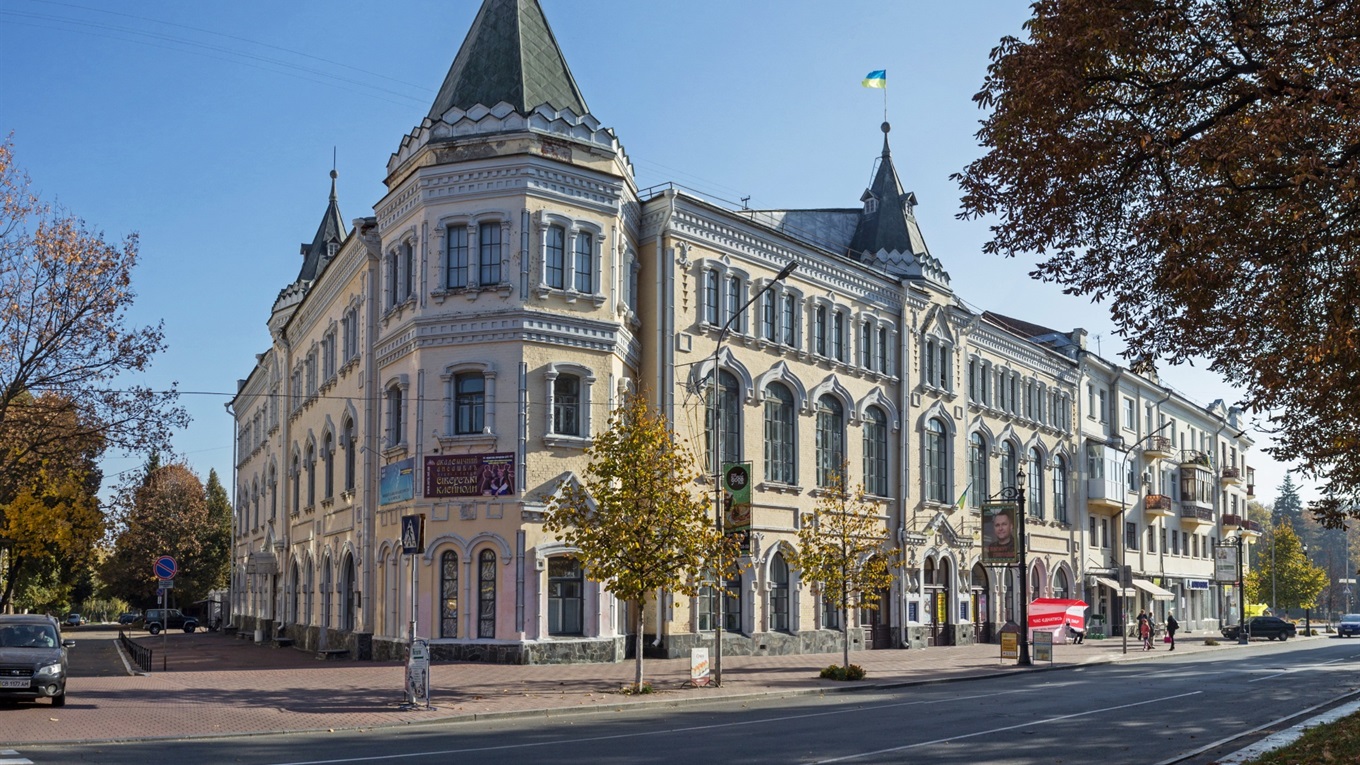 Філармонійний центр продовжать реставрувати. На заплановані роботи передбачено 22 млн гривень