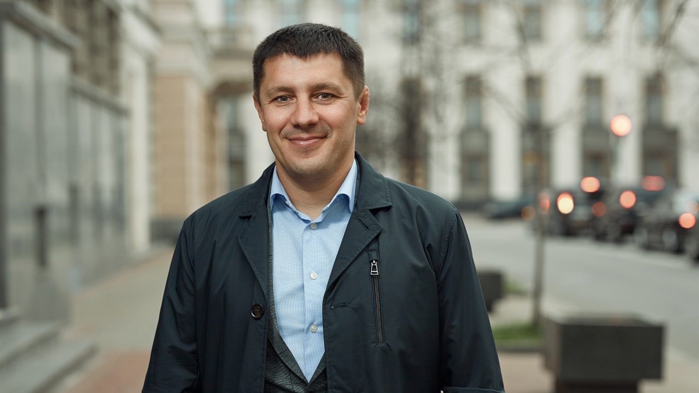 Едуард Прощук про законотворчу діяльність, залучення коштів та ситуацію на Домбровському кар’єрі