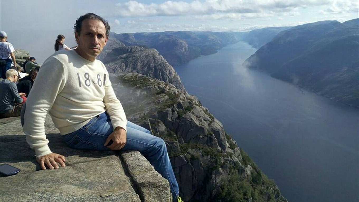 «В Израиле чувствую себя в безопасности, несмотря на войну». Олег Сандлер живет здесь уже 7 лет