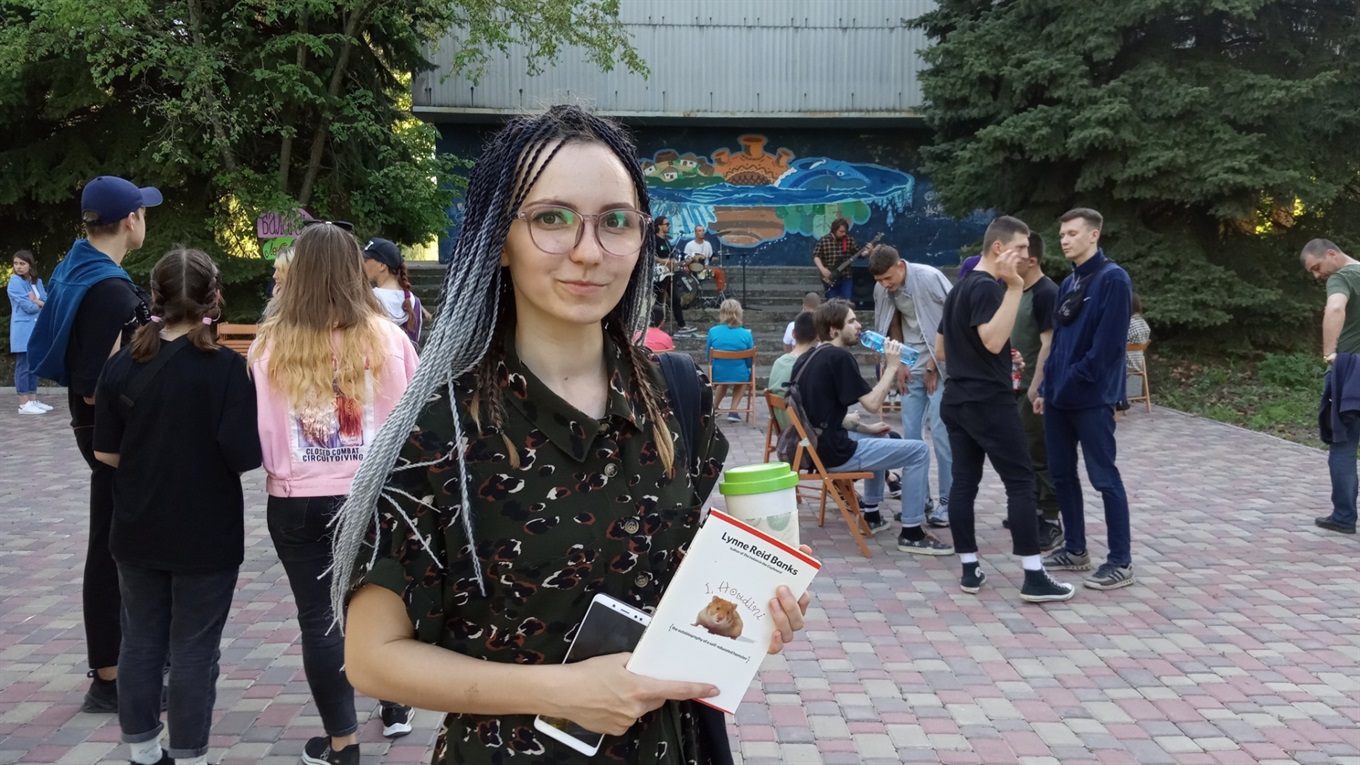 Устроили Балаган. Рассказываем, кто организовал барахолку в Славянске и что здесь можно найти