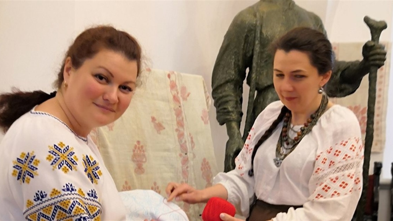 У Переяславі розпочали вишивати "Рушник Сковороди". Це буде Всеукраїнський проєкт