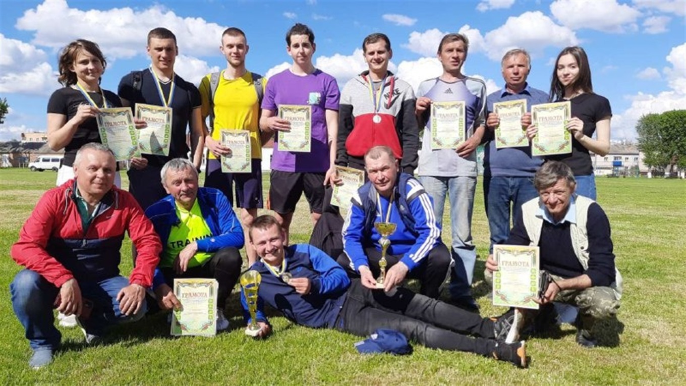 Команда Петрівки-Роменської - бронзовий призер обласної спартакіади "Краще спортивне село"
