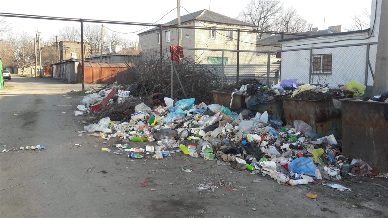 У Волновасі триває збір підписів на петицію щодо бездіяльності комунальних підприємств міста