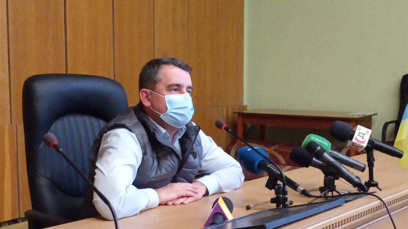 Жив-здоров, готов возглавить. Что теперь говорит Лях о введении в Славянске военной администрации