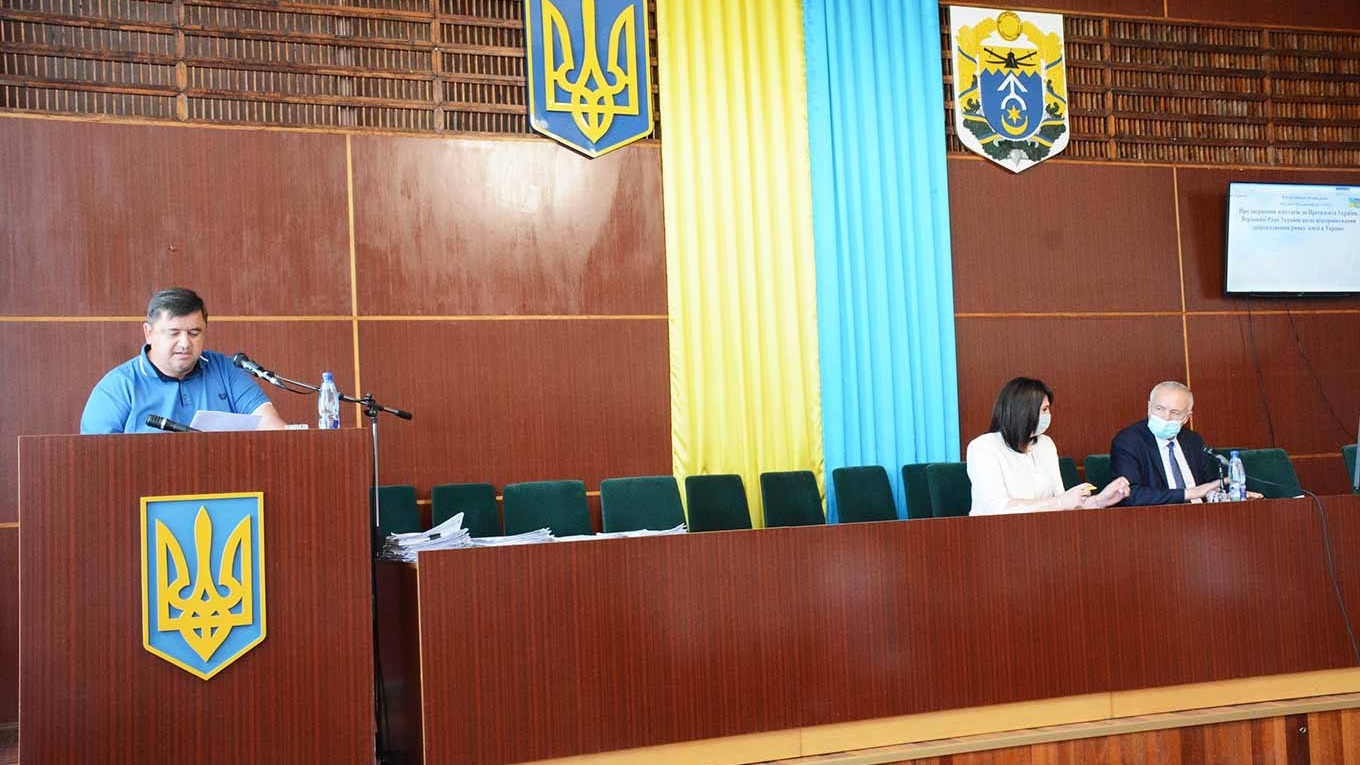 Депутати Кагарлицької міськради просять керівництво держави відтермінувати старт ринку землі