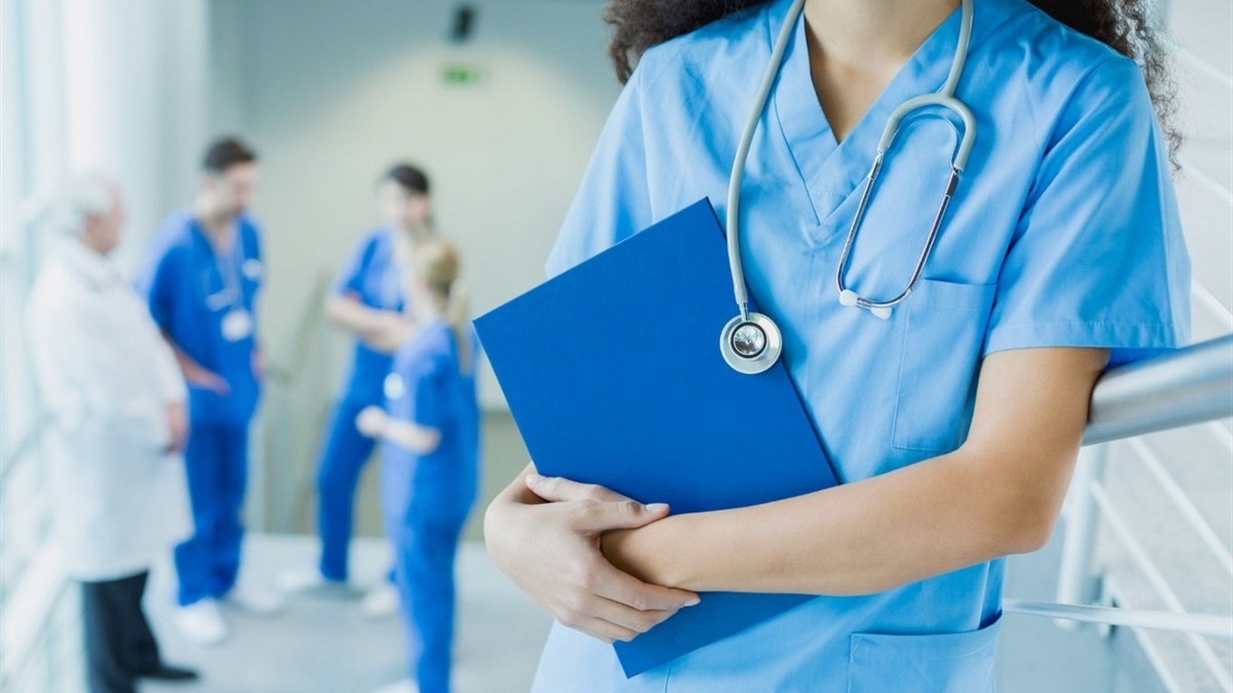 Як із медсестри стати лікарем?
