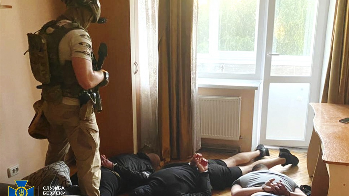 СБУ нейтралізувала в Івано-Франківську організовану злочинну групу, яка здійснювала грабежі і рекет