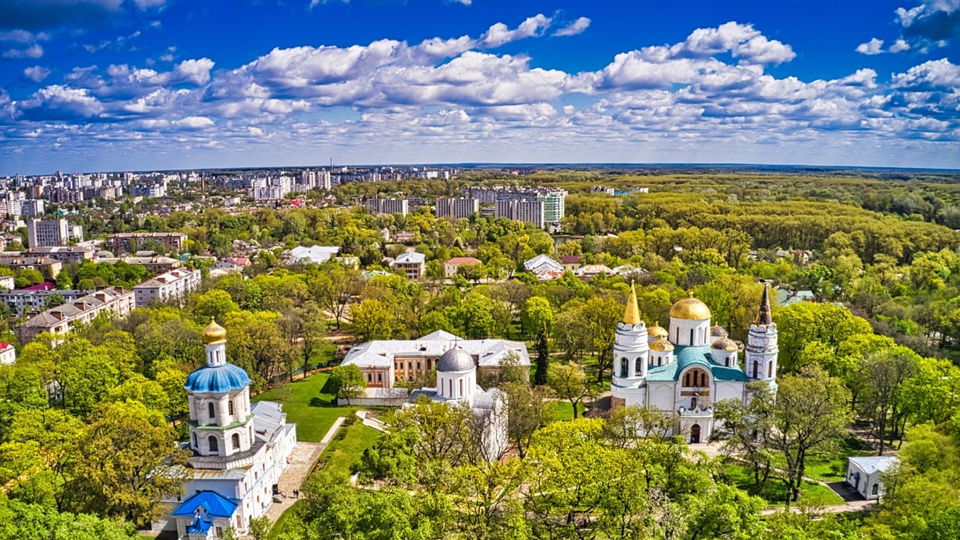 Коронавірус відступає, а турист все частіше приїздить до Чернігова