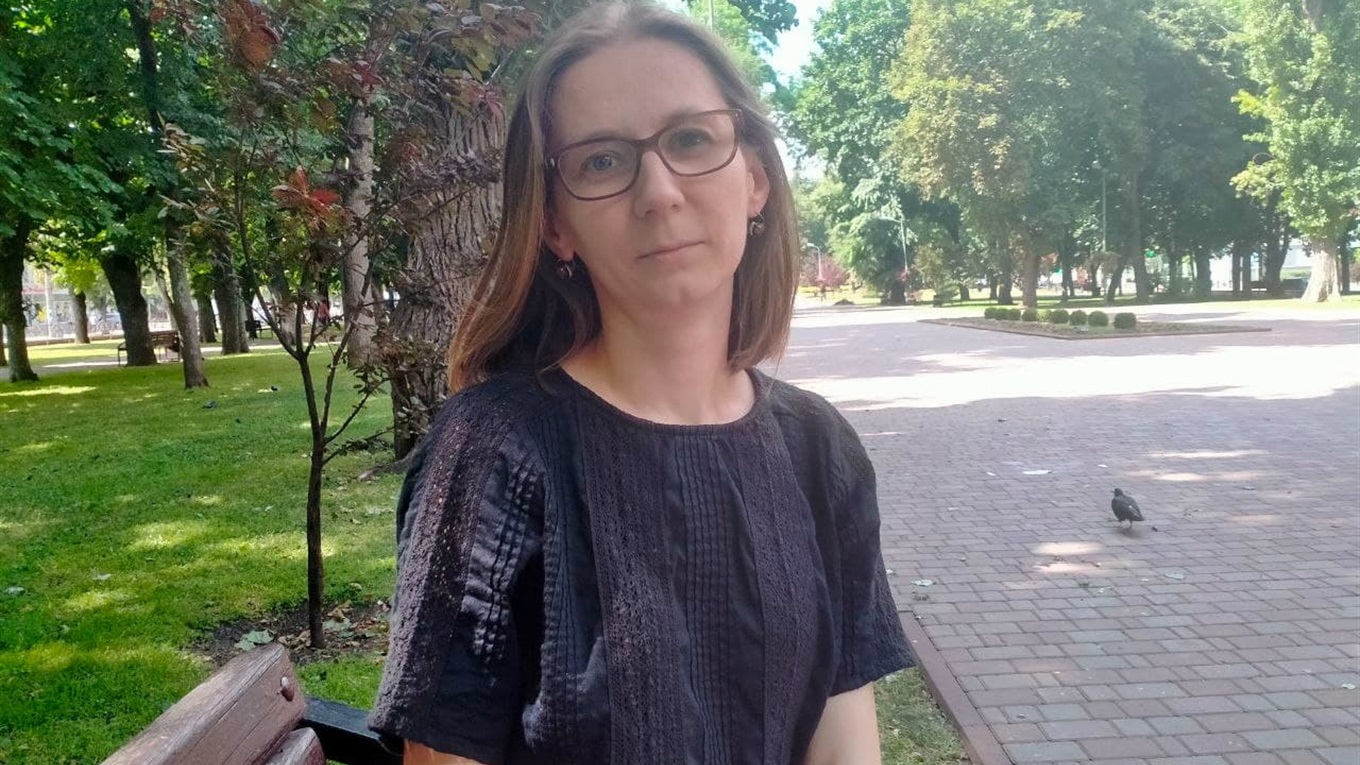 420 годин витратила чернігівка, аби відтворити на сорочці для мами орнамент, що зберігається в музеї