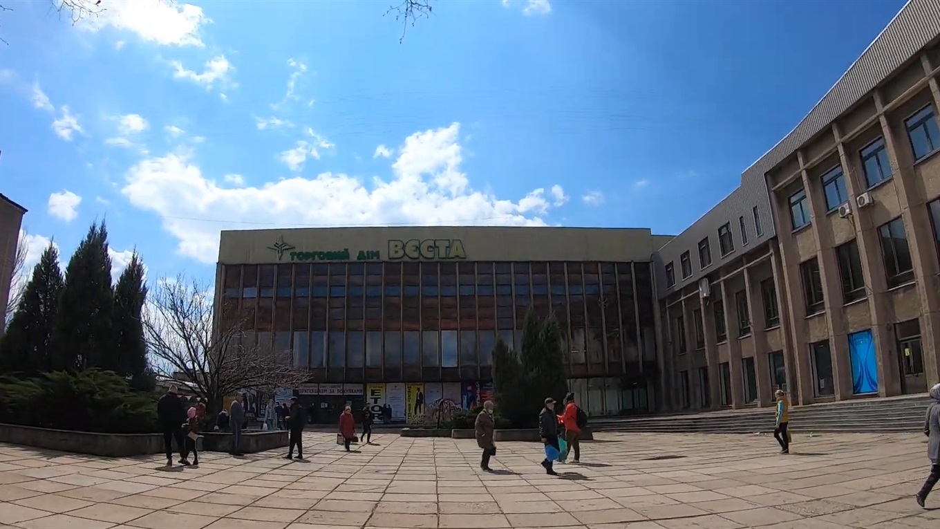 Как выглядит Горловка в 2021 году. Плейлист для виртуальной прогулки по семи локациям города
