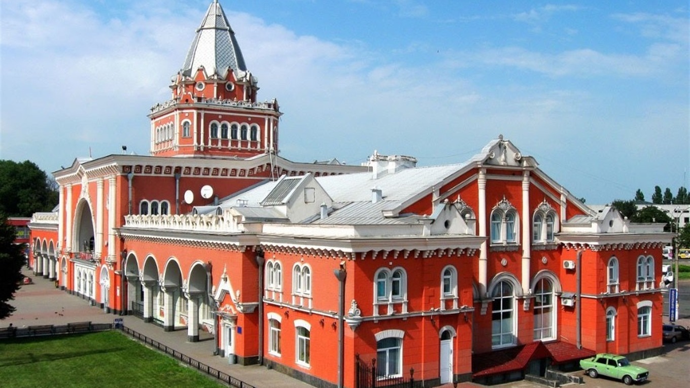 Потяг із Чернігова у напрямку Чернівців відтепер курсуватиме щодня