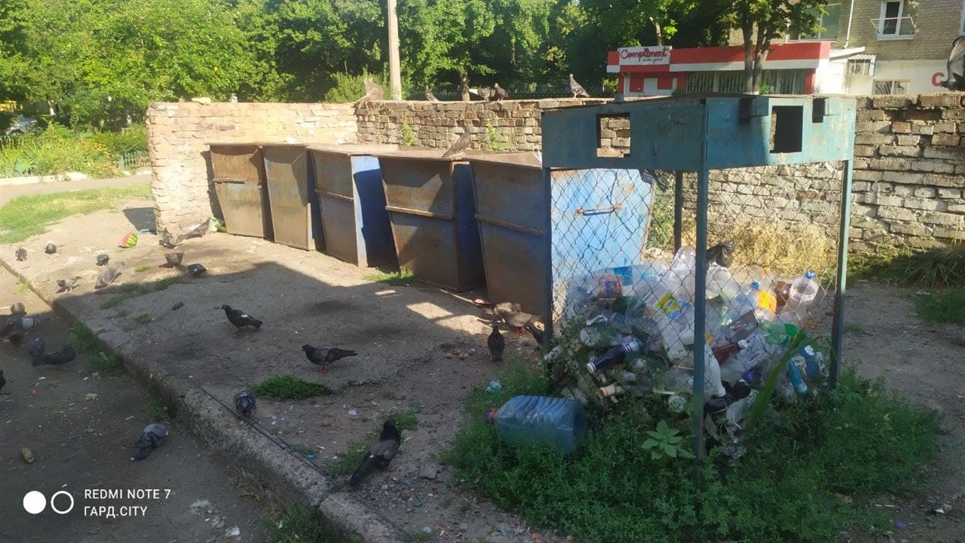 Україна переходить на сортування сміття. А що у Первомайську: опитування