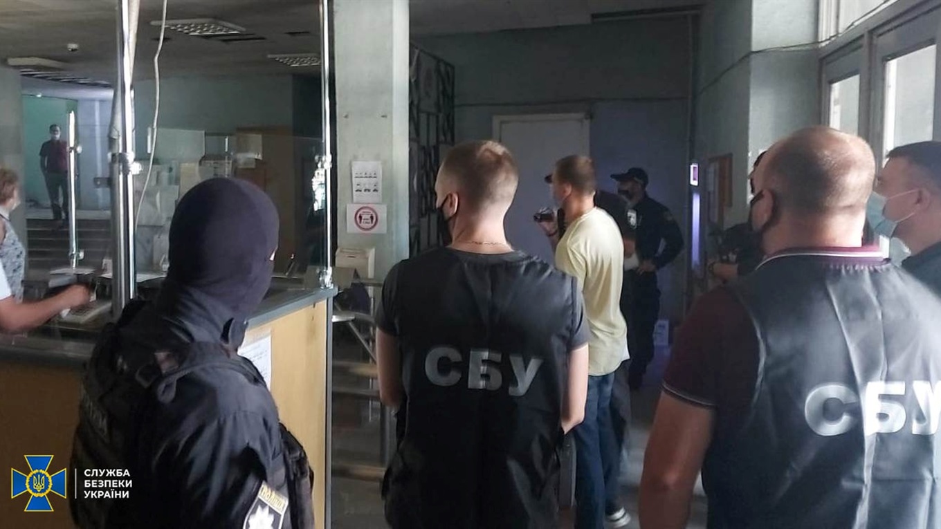 Викрили тих, хто забруднював річку, з якої йде вода до Гірської та Попаснянської громад