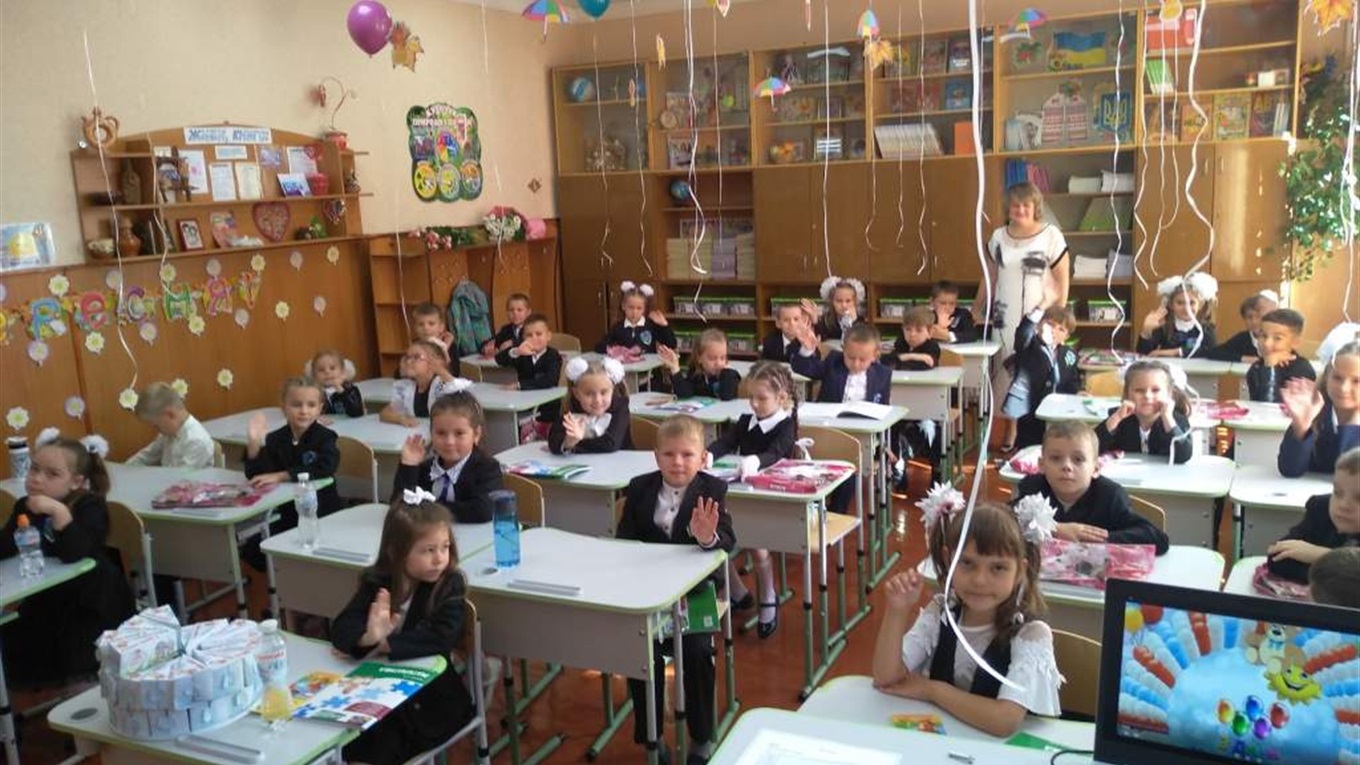 У школах Кагарлицької МТГ відсвяткували День знань