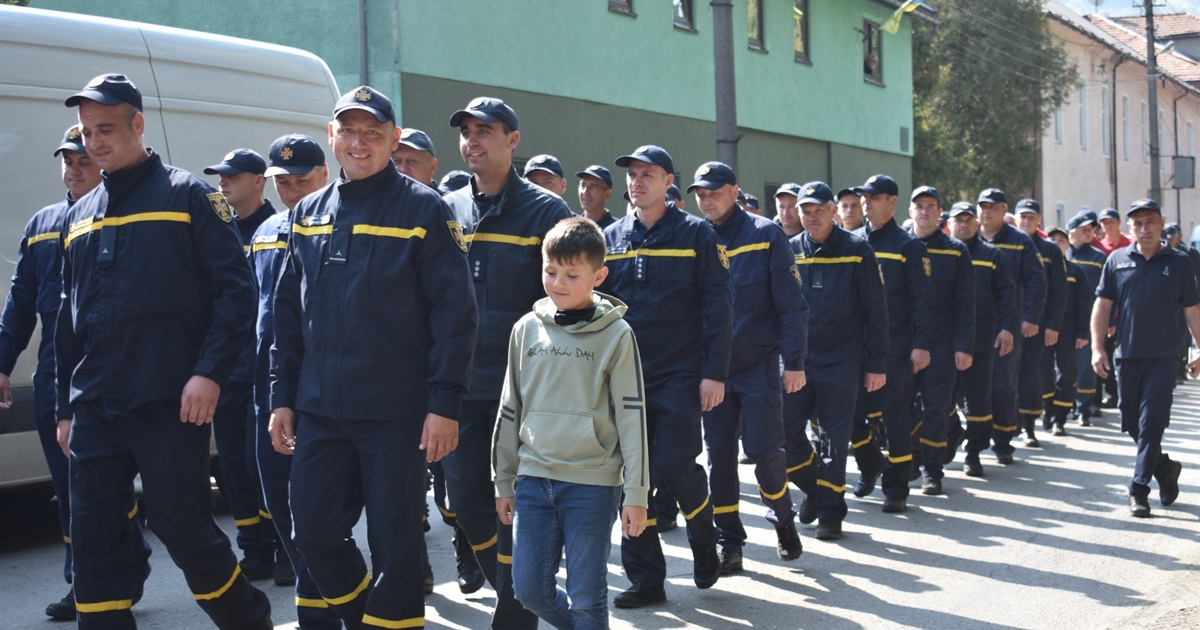 Фоторепортаж із урочистостей: пожежній охороні Рахівщини – 75 років