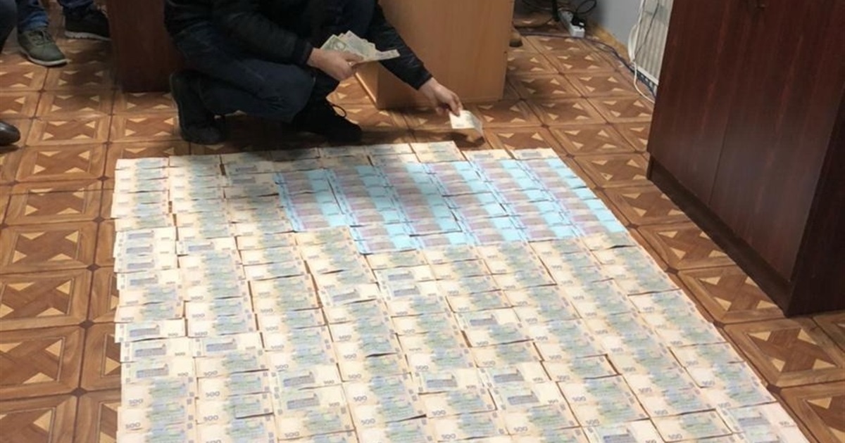 Матеріали щодо працівників кіберполіції, яких СБУ викрила на вимаганні коштів, передали до суду