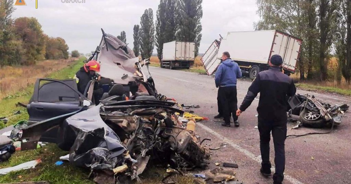 Стали відомі подробиці ДТП, яка сталася біля Вертіївки, в якій загинув один із водіїв