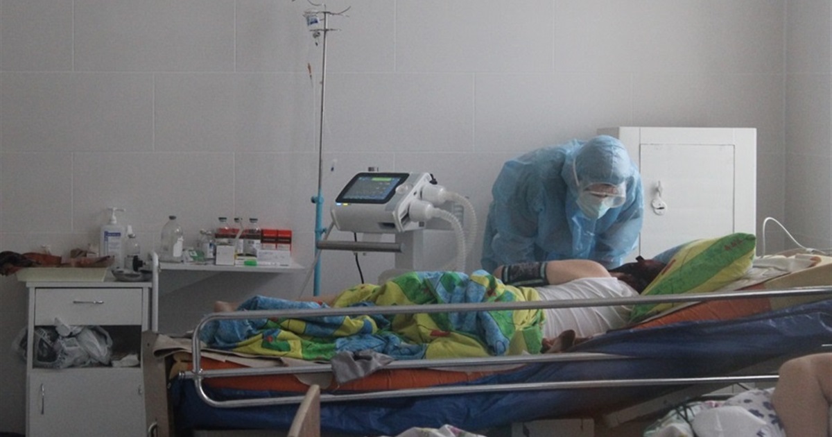 В Бахмуте больница заполнена пациентами с коронавирусом. Объясняем, что с ковид-койками в области