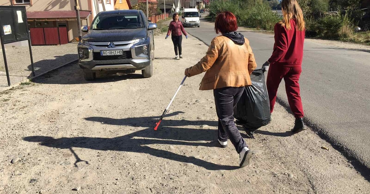 Оце так: у Богдані вже штрафують людей за сміття