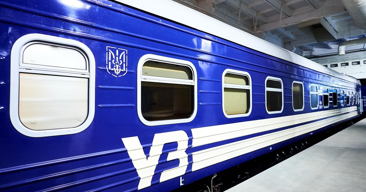 Волновасьці зможуть першими оцінити 10 новеньких вагонів Укрзалізниці