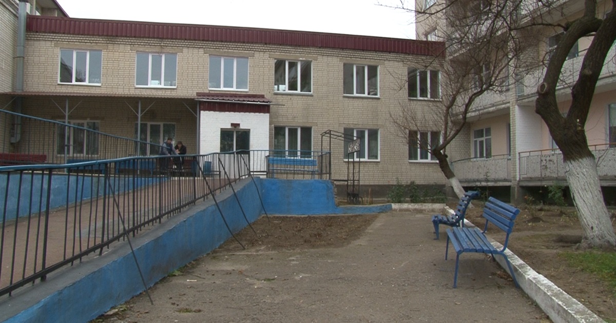 Геріатричний пансіонат отримав близько 200 функціональних ліжок. Це гуманітарна допомога з Німеччини
