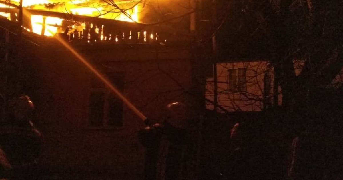 У Лужанах згорів будинок 16 листопада